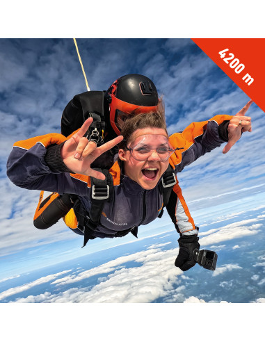 Tandem parachute Jump from 4200m (ACTION DISCOUNT)